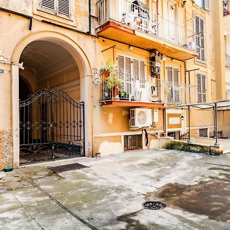 Stop Colosseo روما المظهر الخارجي الصورة